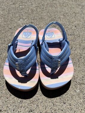 Reef Kids Blue Strap Sandals with Pink & Cream Striped Footbed
